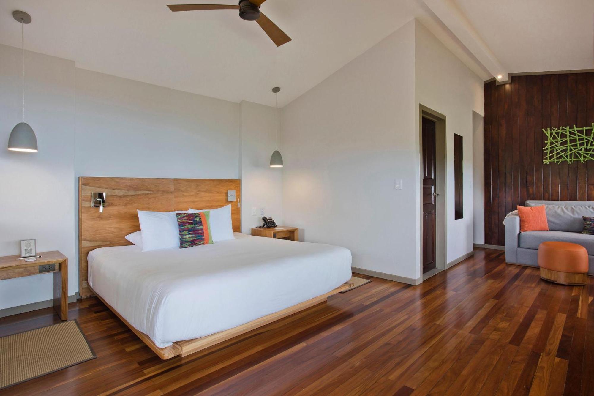 Senda Member Of The Cayuga Collection Hotel